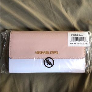 Michael Kors wallet